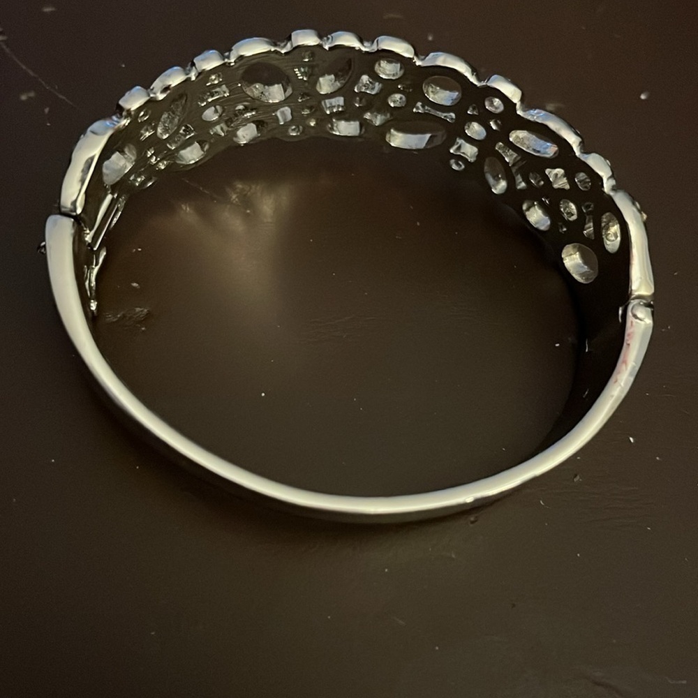 Silver Women’s 7” Bracelet - Picture 3 of 3